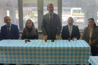 Saadet’in bayramlaşmasına CHP ve DP’de katıldı