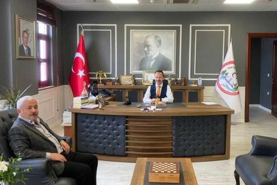 KOCAELİ YOZGATLILAR DERNEĞİ’NDEN KAYMAKAMA ZİYARET