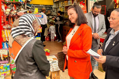 ÖZLEM KAMIŞOOĞLU, KOCAELİ’Yİ KARIŞ KARIŞ GEZİYOR