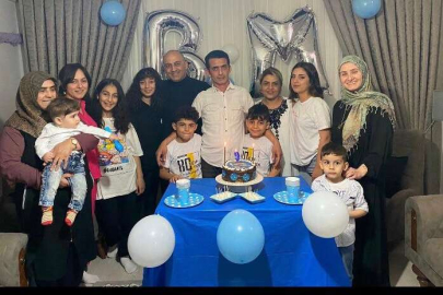İKİZ KARDEŞLER 9 YAŞINDA