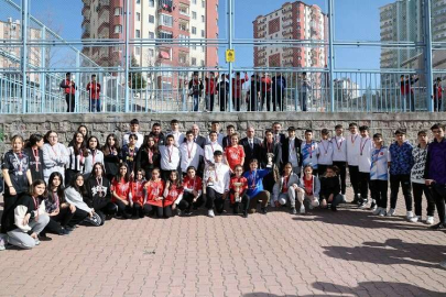 Kayseri Talas şampiyonları ağırladı