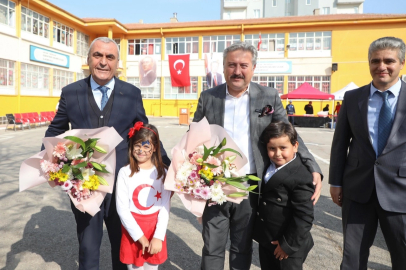 Mustafa Palancıoğlu'dan Esentepe Mumcular İlkokulu'na ziyaret