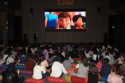 Konya Karatay'da sinema gösterimlerine yoğun ilgi