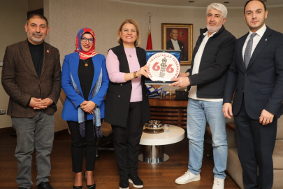 YOZGATLILAR FEDERASZYONU FATMA KAPLAN HÜRRİYETİ ZİYARET ETTİ