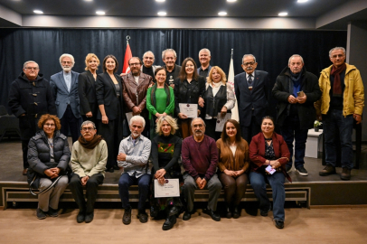 Bornova'da Haluk Işık’tan ‘Zübeyde’nin Oğlu Mustafa’ anlatısı