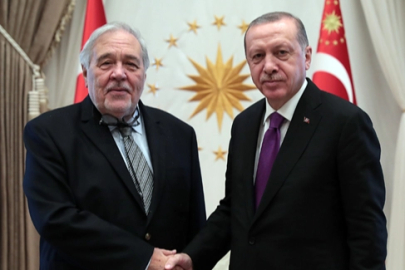 Cumhurbaşkanı Erdoğan'dan Türk tarihinin duayenine taziye mesajı