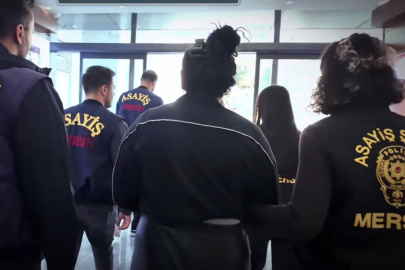 Mersin’de hırsızlık şüphelileri minibüste yakalandı: 3 tutuklama