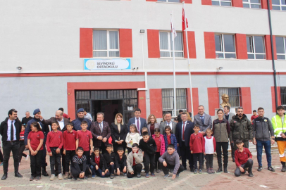 Sevindikli’de Kütüphaneler Haftası’nnda örnek etkinlik