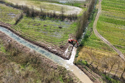 Sakarya Büyükşehir’den tarıma can suyu... Sakarya çiftçinin yüzü gülüyor