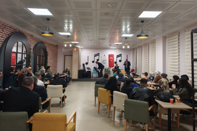 KÜLTÜR VE MÜZİK DOLU GECE BÜYÜK BEĞENİ TOPLADI