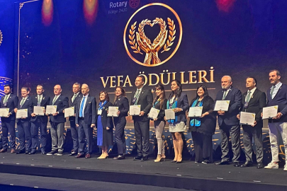 İZMİT ROTARY KULÜBÜ’NE BÖLGE ÜÇÜNCÜLÜĞÜ ÖDÜLÜ