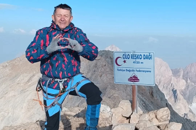 Gökdere'nin Gururu Tekin Keskin Yine Zirveye Çıktı