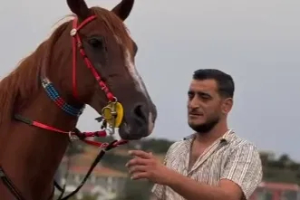 Edirne İpsala’da Arap atı sevgisini yaşatıyor