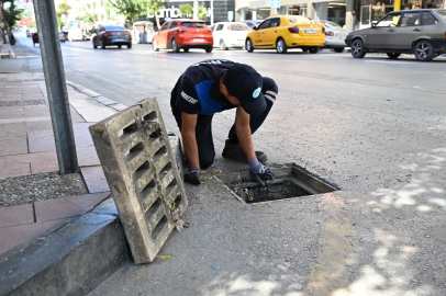 Manisa'da yağışlar öncesi ızgara temizliklerini hızlandırdı