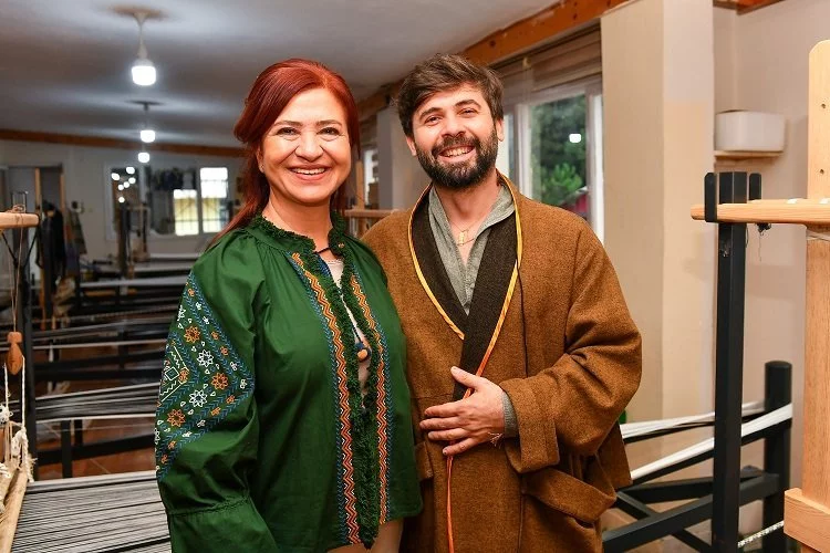 Dokuma Sanatçısı Fırat Neziroğlu Mersinlilerle buluştu